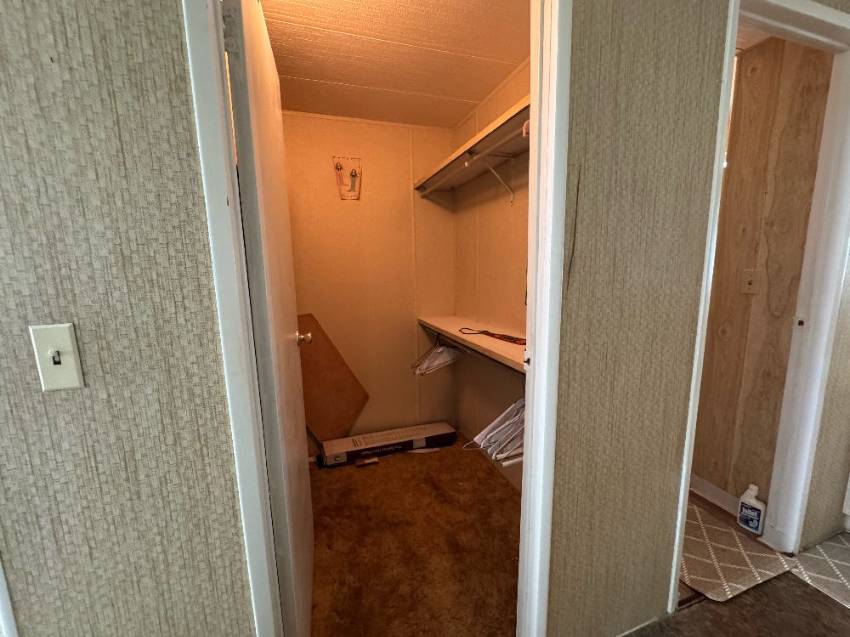 32 Ee Street a Lakeland, FL Mobile or Manufactured Home for Sale